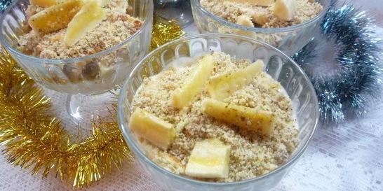 Банановая шарлотка