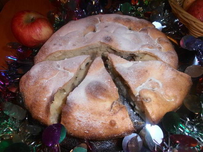 Рецепт ореховой шарлотки на сгущенке