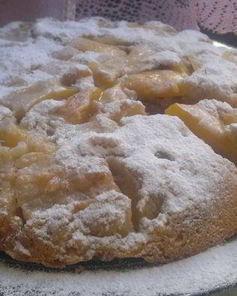 Шарлотка из того, что под рукой