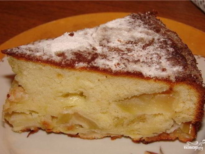 Рецепт шарлотки на йогурте с яблоками