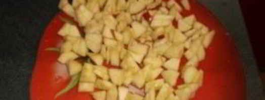 шарлотка на йогурте с яблоками. Шаг 3