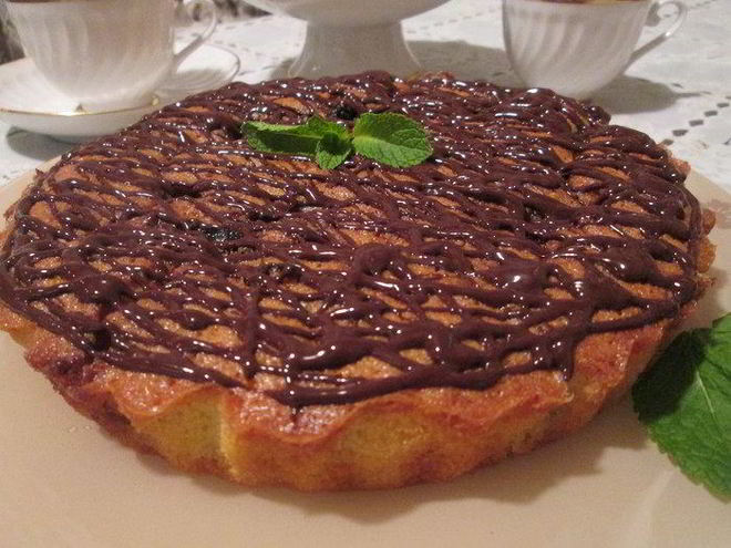 Рецепт шарлотки с черносливом по-итальянски