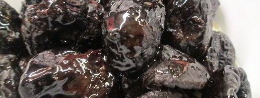 шарлотка с черносливом по-итальянски. Шаг 3