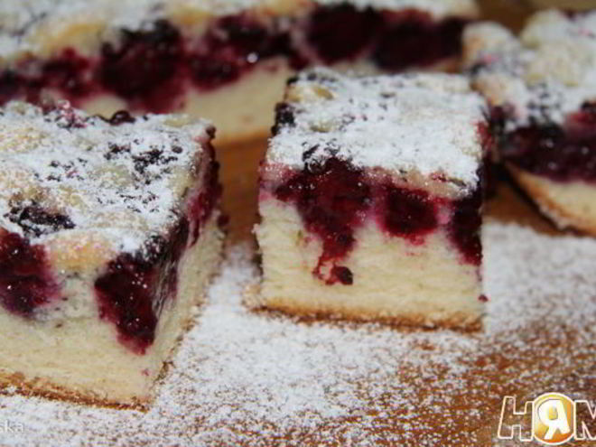 Рецепт шарлотки с ежевикой