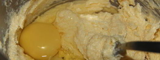 шарлотка с ежевикой. Шаг 6