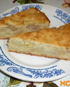 Шарлотка с грушами