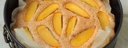 шарлотка с хурмой. Шаг 7