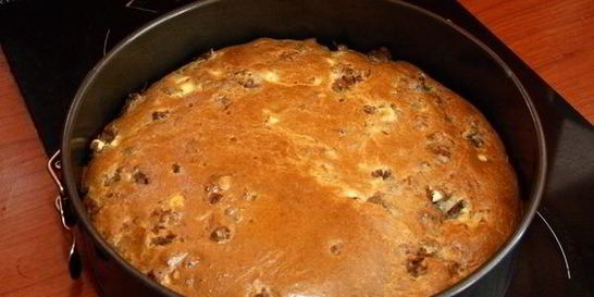 Шарлотка с мясом