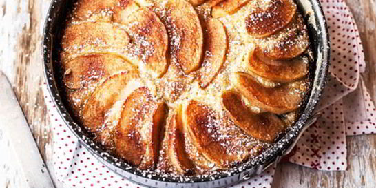 Шарлотка с творогом