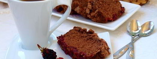 шоколадная шарлотка с ягодами. Шаг 7