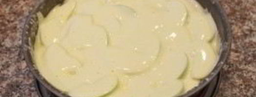 яблочная шарлотка простая. Шаг 5