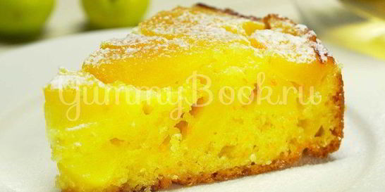 Яблочная шарлотка