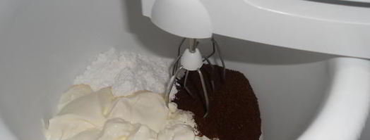 шоколадно-кофейный рулет. Шаг 14