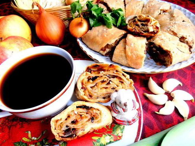 Рецепт хрустящего постного штруделя с ароматной полезной начинкой