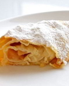 Хрустящий яблочный штрудель с изюмом