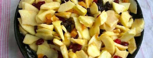 рождественский яблочный штрудель с орехами и сухофруктами. Шаг 6