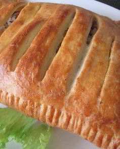 Рыбный штрудель из творожного теста