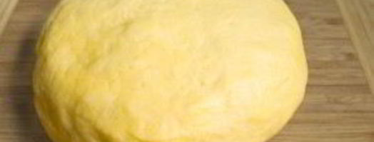 штрудель из творожного теста с вишневой начинкой. Шаг 3