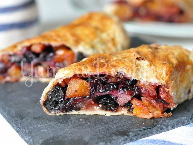 Рецепт штруделя с фруктами и сухофруктами