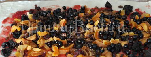 штрудель с фруктами и сухофруктами. Шаг 5