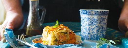 штрудель с лососем, моцареллой и шпинатом. Шаг 8