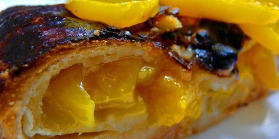 Штрудель с персиками