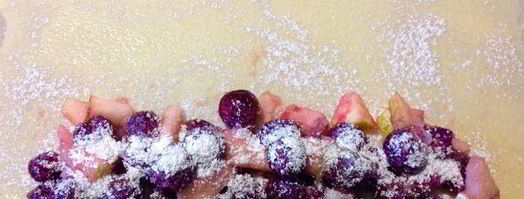 штрудель с яблоками и вишней. Шаг 12