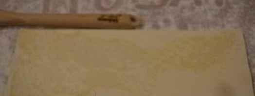 штрудель с яблоками из слоеного теста. Шаг 5