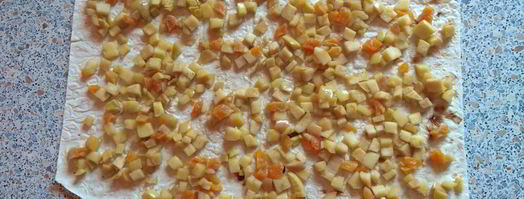 яблочный штрудель из лаваша. Шаг 6