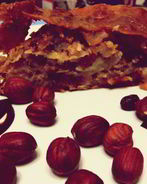 Яблочный штрудель с орехами, изюмом и корицей