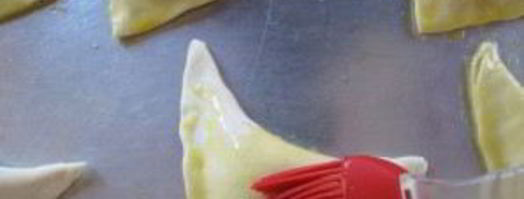 слойки из бездрожжевого теста с сыром. Шаг 8