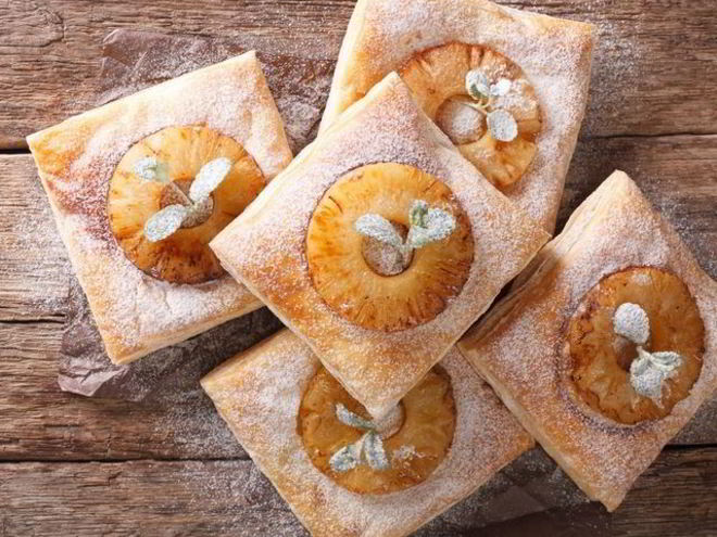 Рецепт слоек с ананасами