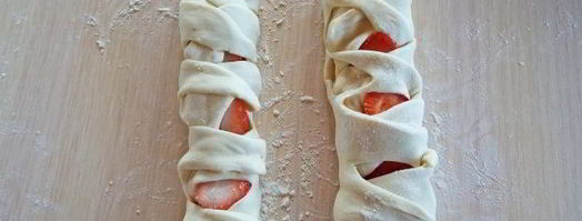 слойки с клубникой и бананом. Шаг 11