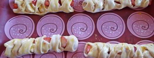 слойки с клубникой и бананом. Шаг 13