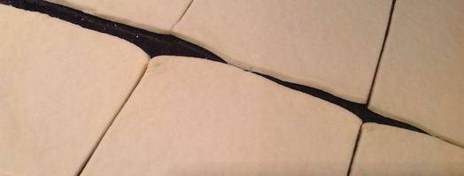 слойки с щавелем, сыром и яйцом. Шаг 11