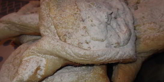 Слойки с творогом