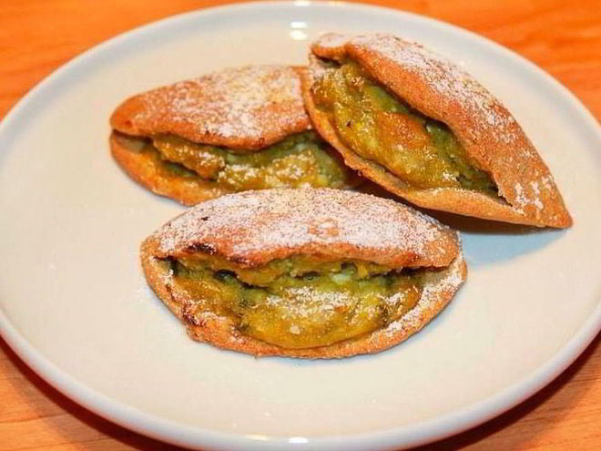 Рецепт диетических сочней с творогом