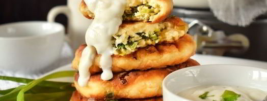 несладкие сырники с начинкой из яйца и зеленого лука. Шаг 15