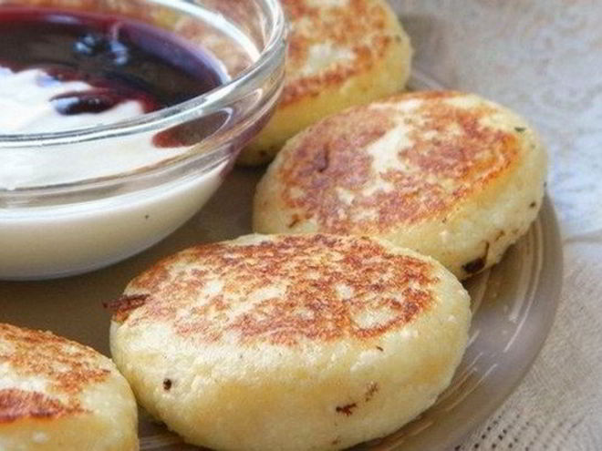 Рецепт полезных сырников с хлопьями