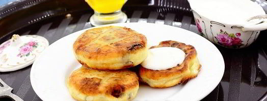 сырники из творога с изюмом. Шаг 12