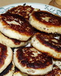 Сырники с курагой и изюмом