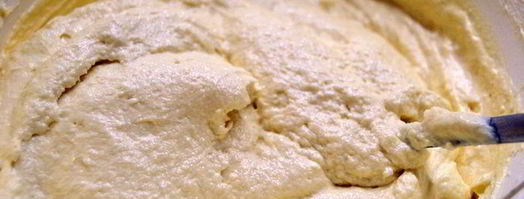 сырники, тушенные в сладкой сметане. Шаг 3