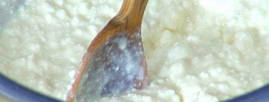 творожник с белым шоколадом и малиной. Шаг 9