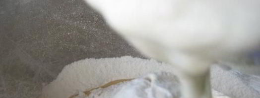 тесто для пирожков на кефире. Шаг 3