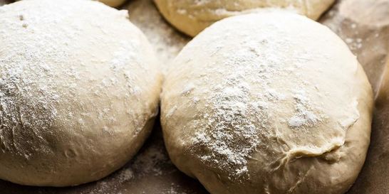 Тесто для пиццы на молоке простое