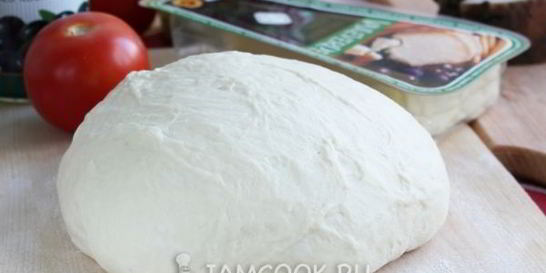 Тонкое дрожжевое тесто для пиццы