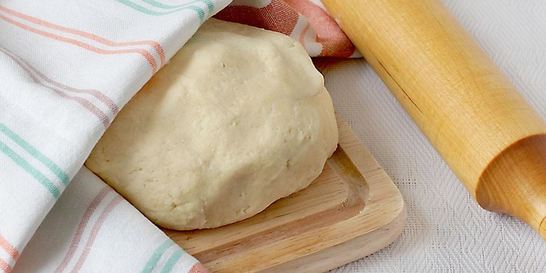 Творожное тесто для пирога на сметане и твороге