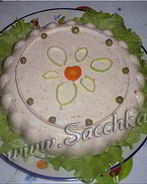 Закусочный салат-торт с тунцом