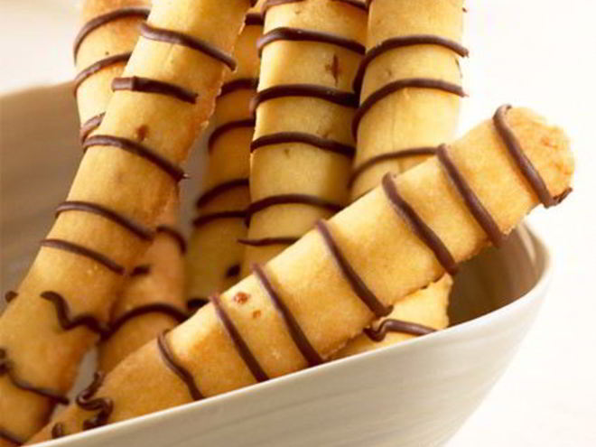 Рецепт домашних вафельных трубочек