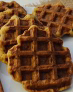 Яблочные вафли